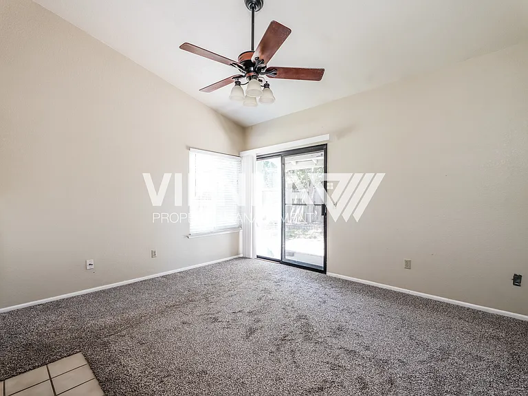 3358 Brownlea Cir — Photo 7