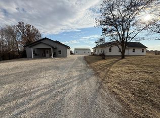 23971 State Highway Hh, La Plata, MO 63549