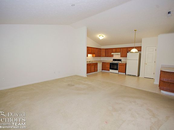 5th image of 3938 Gray Pond Ct