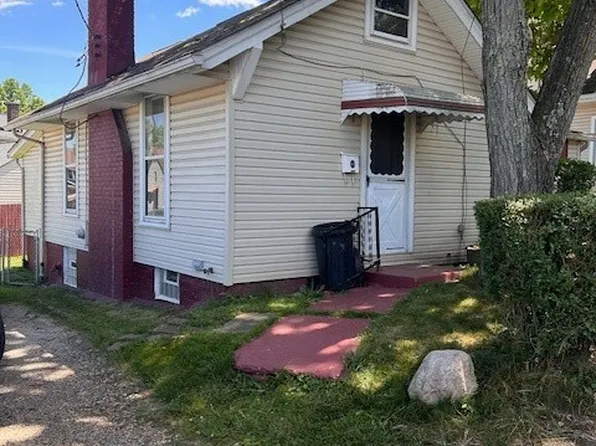 1240 Ford Ct NW, Canton, OH 44708