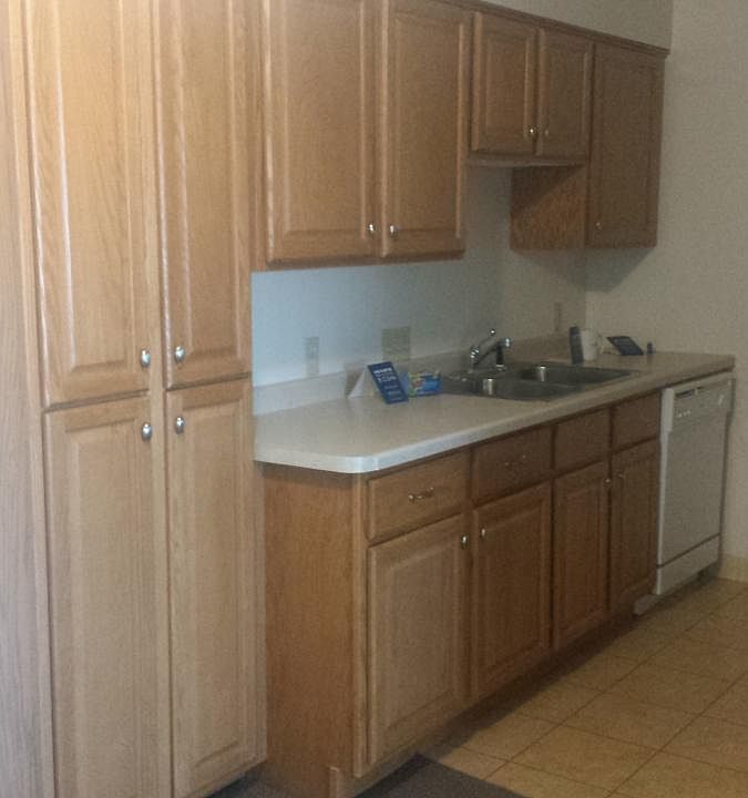 1st image of 130 Anderson Dr APT 18