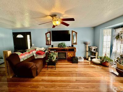 115 S Roosevelt St, Mountain Home, ID, 83647