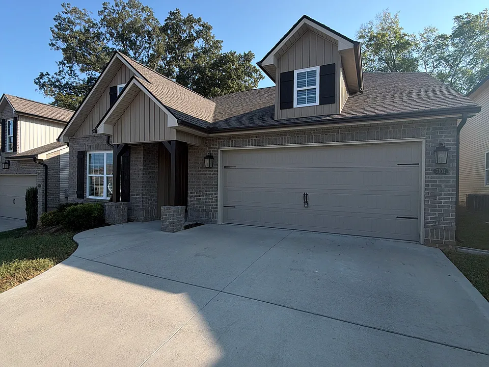 7104 Nans Creek Way