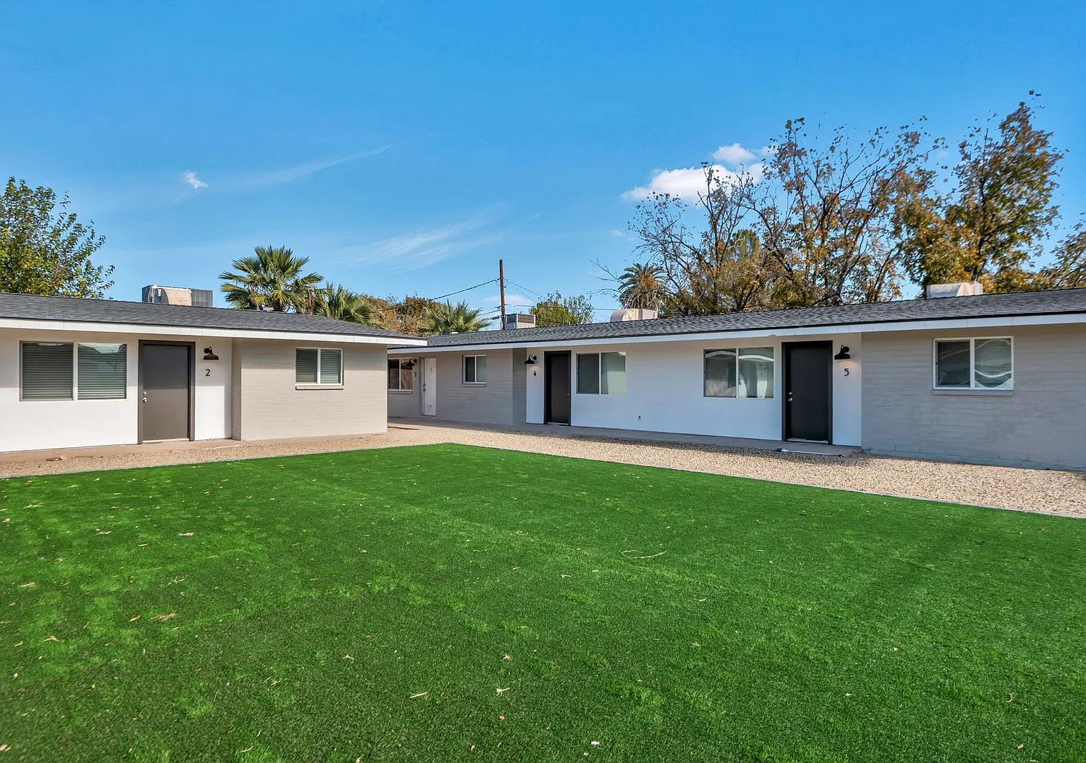 The Lowe — Photo 1
