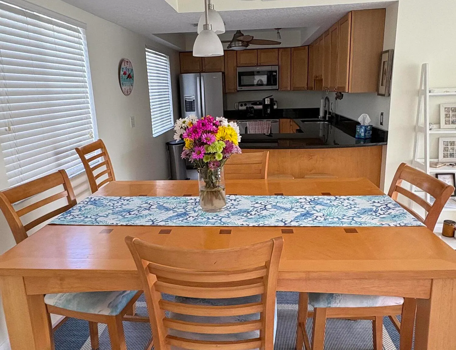 2 bed, 1184 sqft, $2,600 — Photo 3