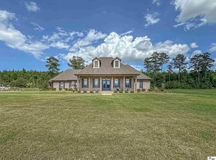 417 Pelican Grove Dr, Calhoun, LA 71225