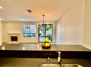 454 Lorenzo Dr, Oak Park, CA 91377