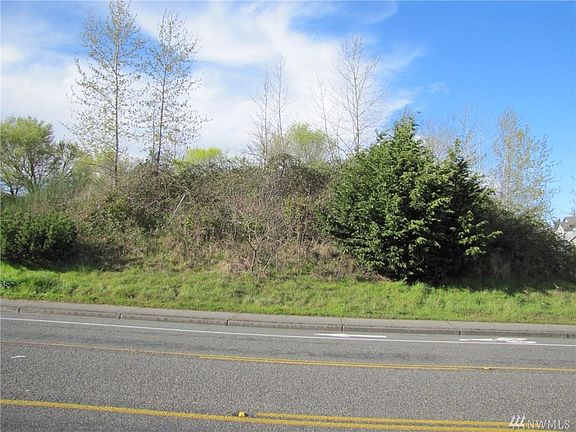 4th image of 3310 58th Ave NE