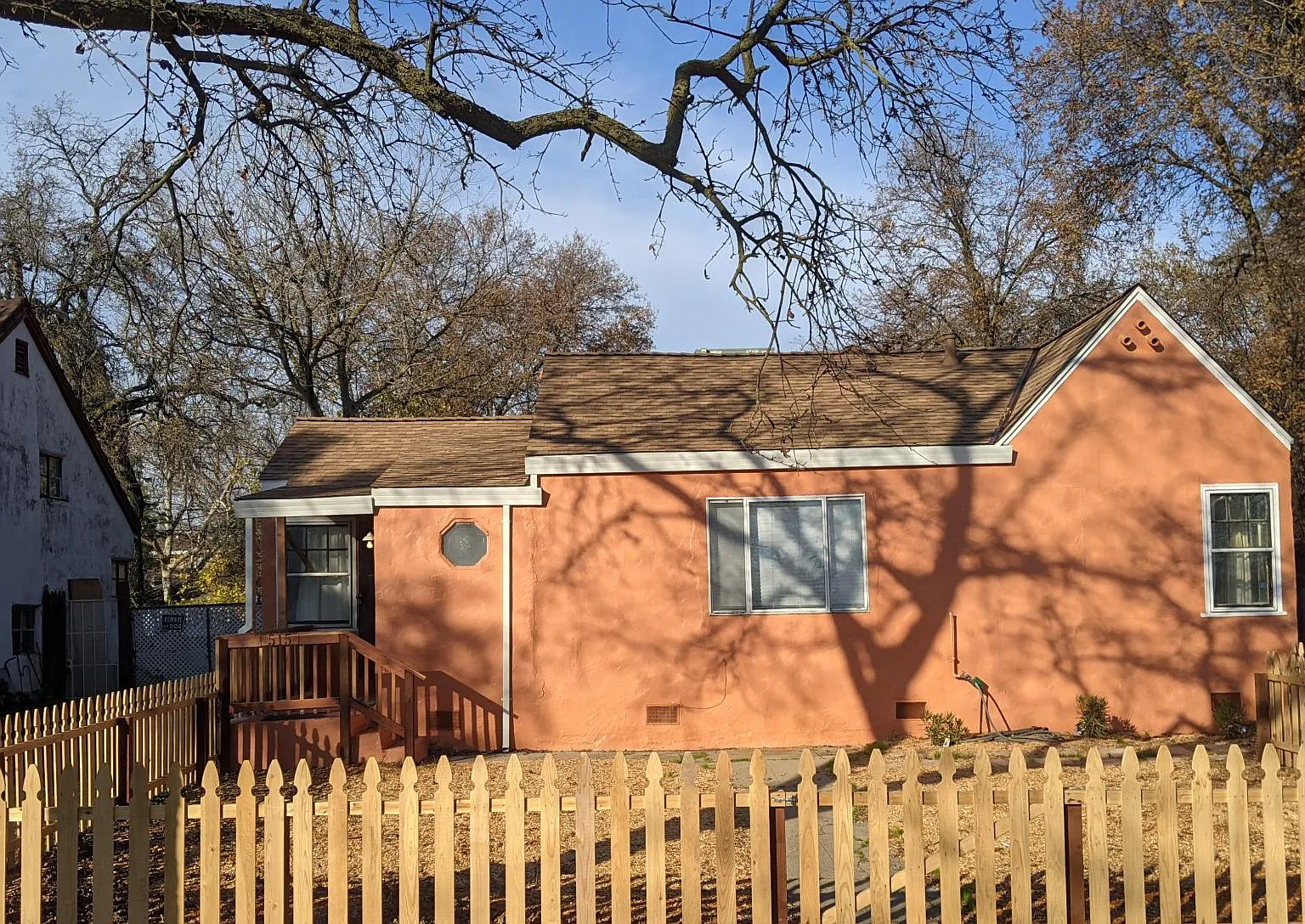 4 bed, 1750 sqft, $2,400 — Photo 3