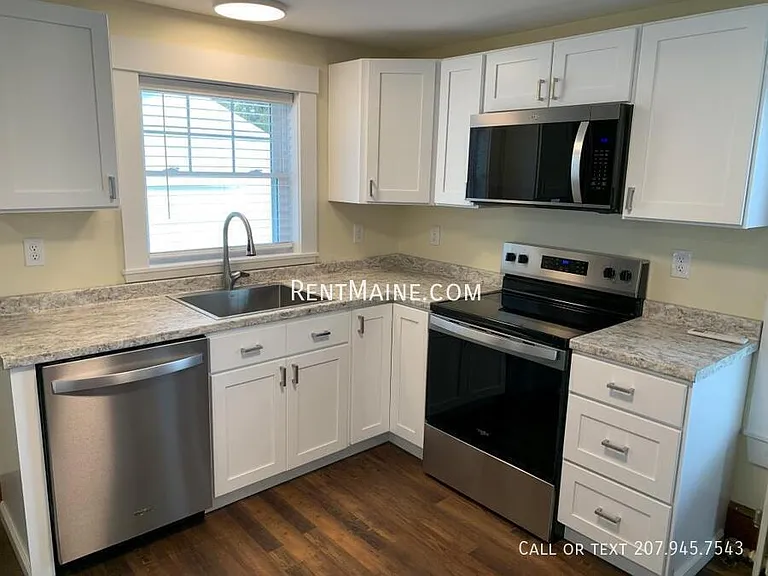 54 Western Ave — Photo 4
