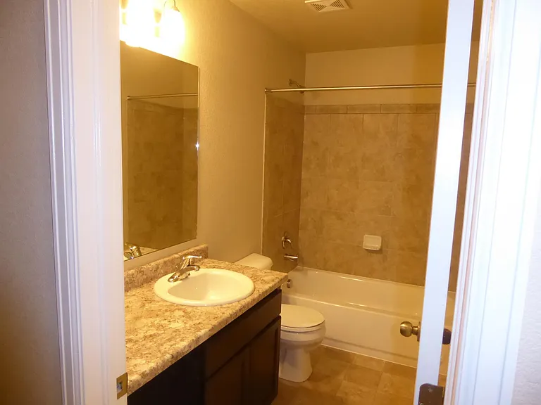 6592 Emerald Isle Hts — Photo 24