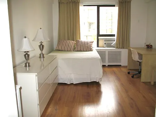 Rented by Margaret Bassett Real Estate | media 32