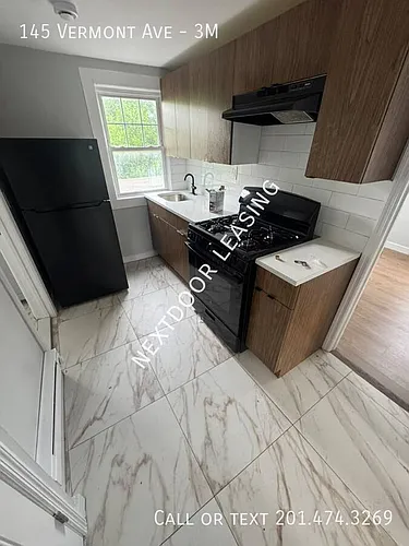 145 Vermont Ave Photo 1