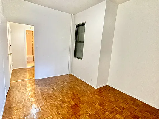 Rented by Compass | media 8