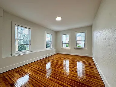 21 Main St #21 — Photo 9