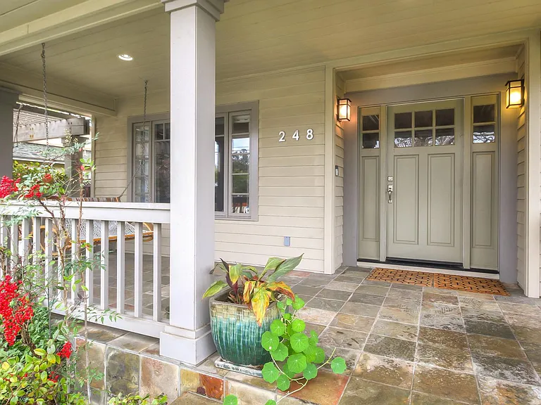 248 Valley St — Photo 3