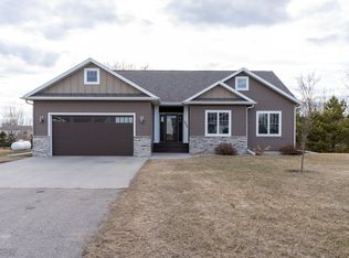 605 2nd St, Arthur, ND 58006
