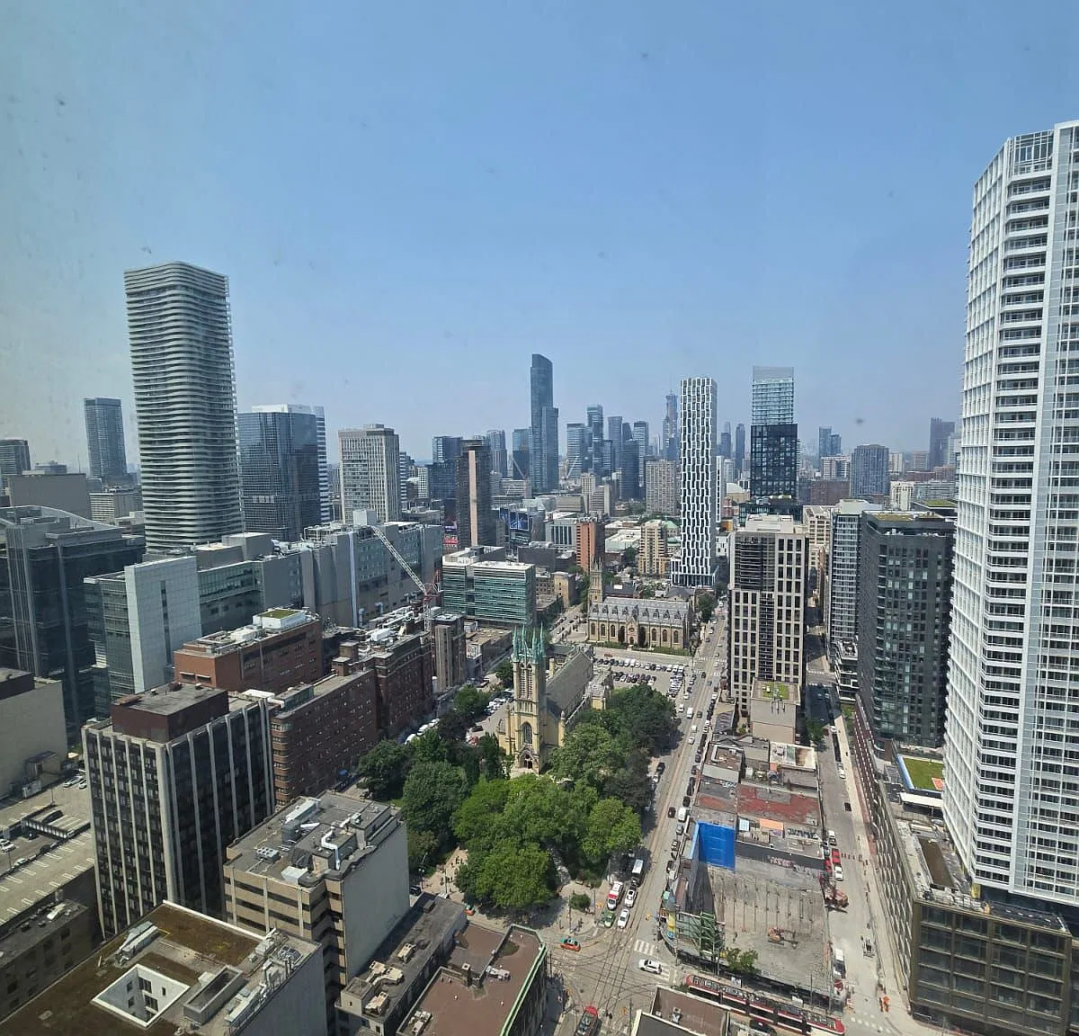 3 bed, $3,590 — Photo 1