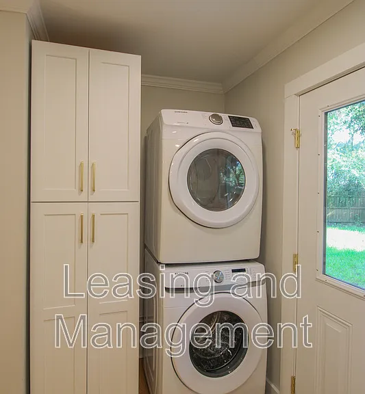 1757 Skinner Ave #B — Photo 8