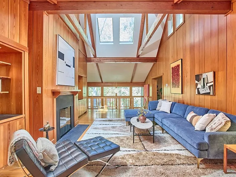 113 Rhododendron Dr — Photo 5