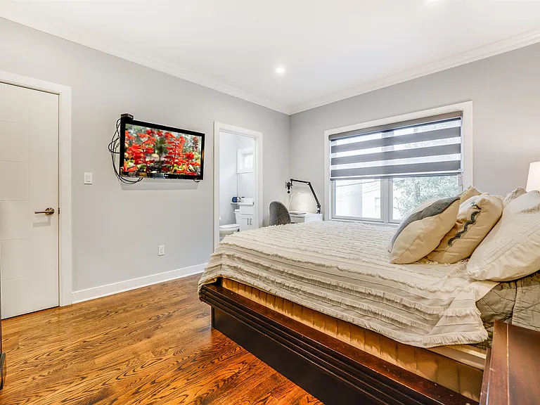 18 Thorne St #1 — Photo 13