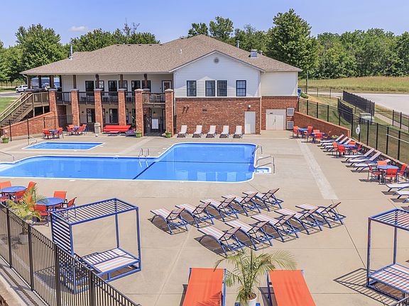 Orchard Park Apartments Pool