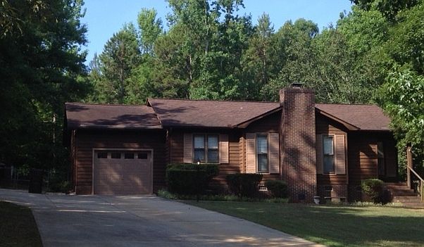 1st image of 215 Greenway Dr