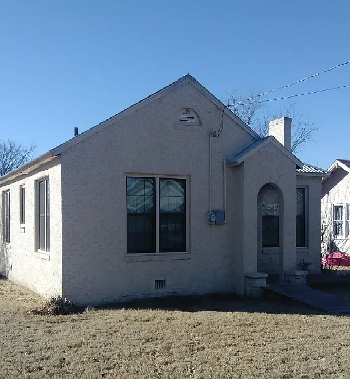 2 bed, 940 sqft, $950 — Photo 1