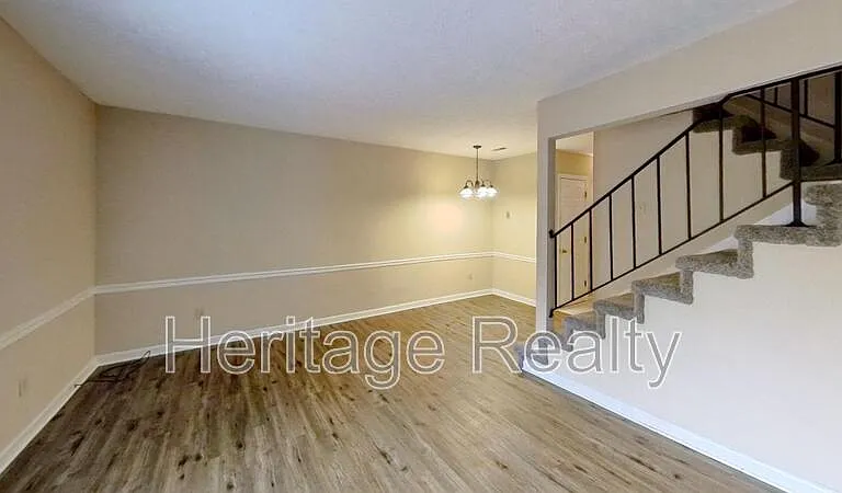 10503 Haleyford Ln — Photo 2