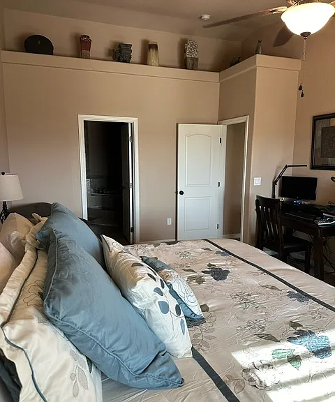 2214 Edgewood Dr — Photo 8