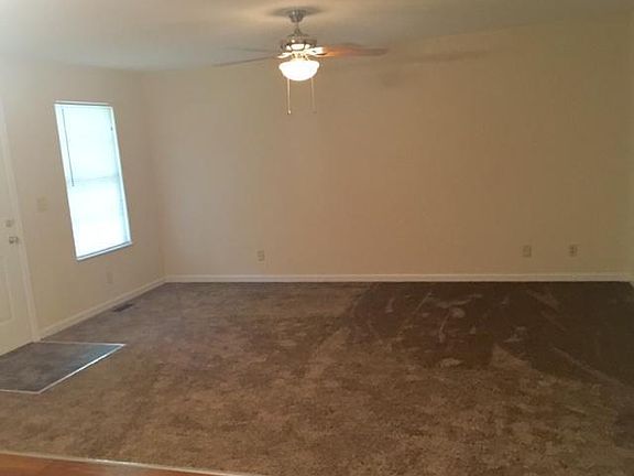 3rd image of 2704 E 5th Ave
