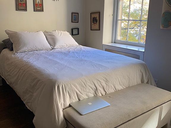 4th image of 14 W 9th St APT 6F