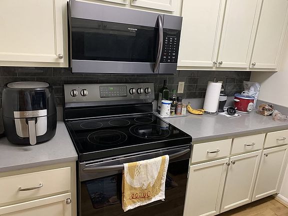 5th image of 2118 Acklen Ave APT 3