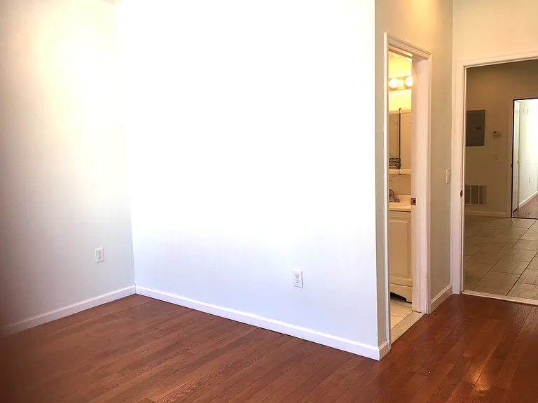 630 South St #3F — Photo 8