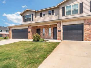 2643 S Kilimanjaro Way, Rogers, AR 72758