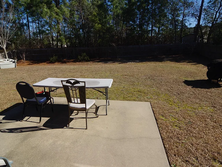 212 Glossy Green Ln — Photo 34