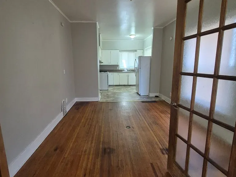 47 Elmhurst St — Photo 3