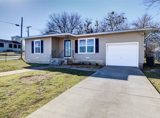 204 S Stratton St, Decatur, TX 76234