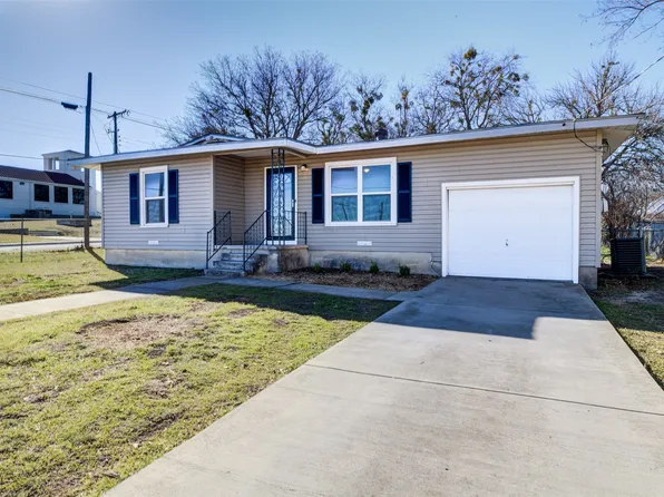 204 S Stratton St, Decatur, TX 76234