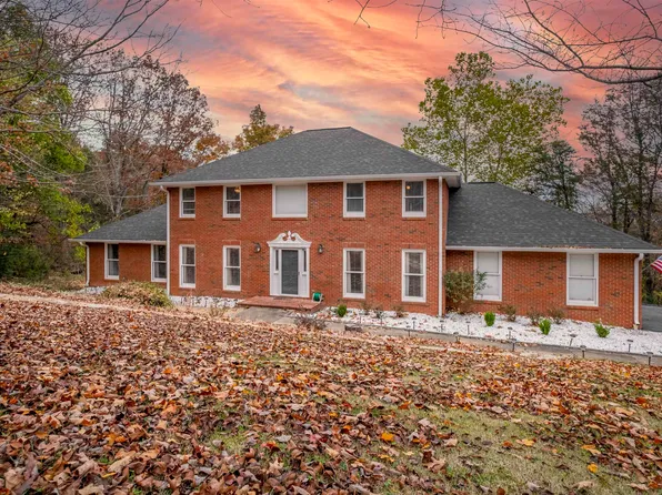 2101 Hathaway Heights Rd, Anniston, AL 36207