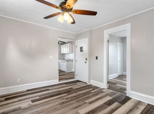 615 Monroe St #A, Oshkosh, WI 54901