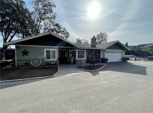 10034 Country Ln, Yucaipa, CA 92399