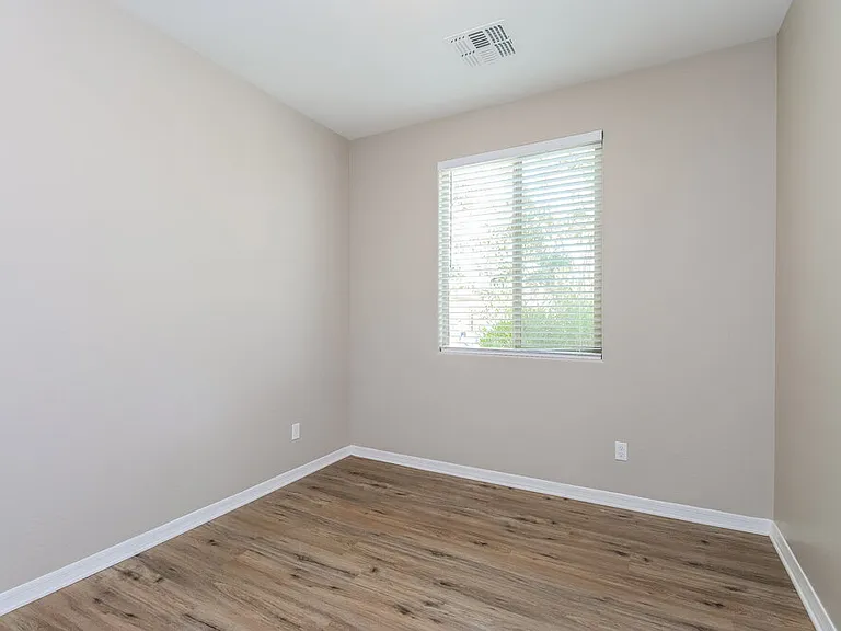 4411 W Kirkland Ave — Photo 14