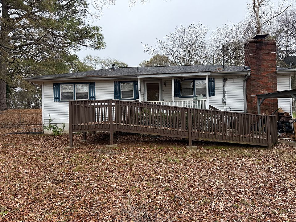 1st image of 115 Jenkins Dr