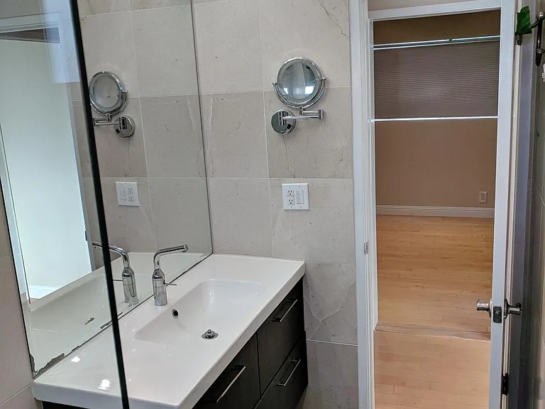 141 Corona Ave — Photo 10