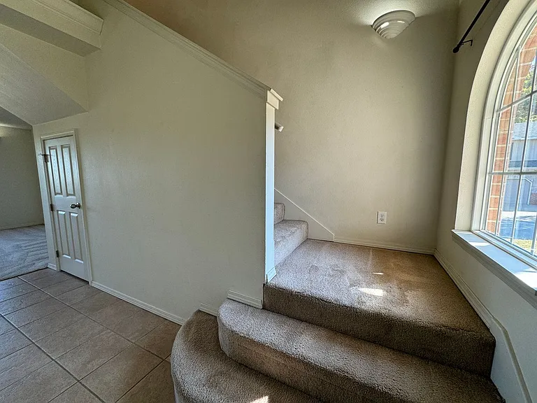 150 Hickory Ridge Dr — Photo 4