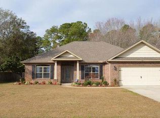 435 Oakdale Ave N, Mary Esther, FL 32569