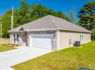 3531 Village Walk Dr, Bryant, AR 72022