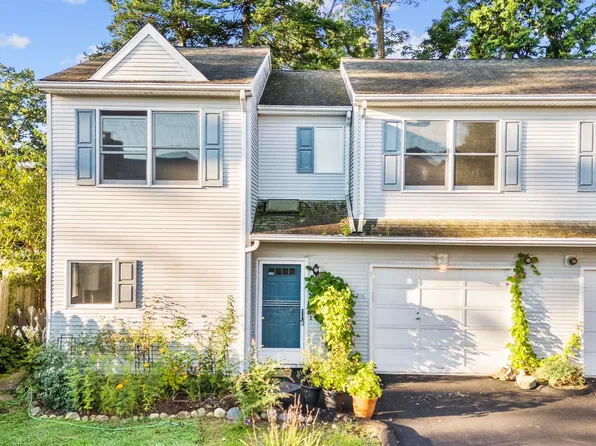 64 Fountain Street #12, New Haven, CT 06515