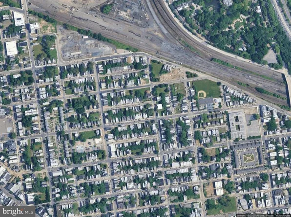 3810 Folsom St, Philadelphia, PA 19104